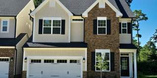 Stunning BRAND NEW 5 Bedroom / 4 Bath Home located in North Ridge Gallery 1