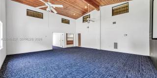 12525 SW 68th Ct Gallery 18