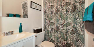 Greenway Apartments Gallery 10