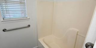 1001 BROOKHAVEN DR Gallery 22