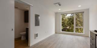 12328 33rd Avenue Gallery 30