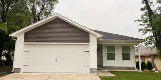 BEAUTIFUL 3 BEDROOM / 2 BATHROOM HOUSE LOCATED IN JOPLIN MO WITH FENCED IN YARD! Gallery 1