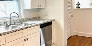 1608 Bay Avenue Gallery 8