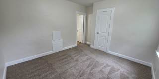 833 N Gladstone Avenue Gallery 10