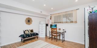 39 Simmons Loop Gallery 16
