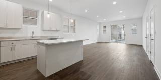 1952 W Ohio Street Gallery 6