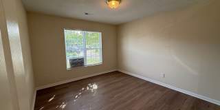 2BR/2BA Duplex in Cherry Meadows! Gallery 7