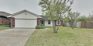 A Beautiful Spacious 3 Bedroom 2 Bathroom Home in Mustang Schools Gallery 1