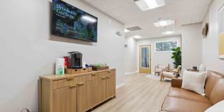 Woodside Place Gallery 1