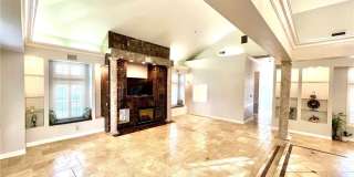 685 Bradbury Gallery 4