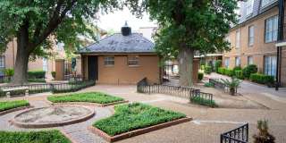 Diamond Hill Gallery 3