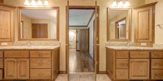 1501 East Cedar Lane Road Gallery 23