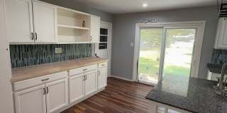 3-bedroom 1-bathroom house! Gallery 10
