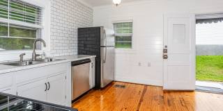 Cozy 2BD/2BTH in South Knoxville Gallery 22