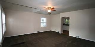 2 BR home in West Davenport Gallery 9