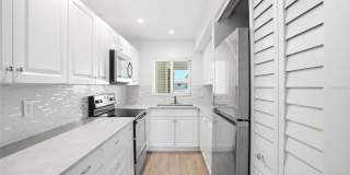 4570 OVERLOOK DRIVE NE Gallery 3