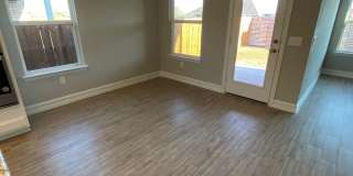 Beautiful Melissa Home with Flexible Office/4th Bedroom and Open Floor Plan Gallery 15