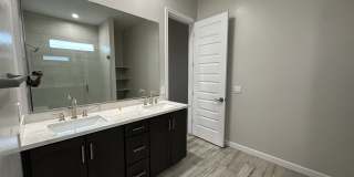 10319 W Harmony Ln Gallery 26