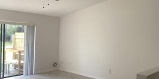 1217 Schumann Drive Gallery 4