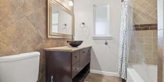 Charming 4-Bedroom Home with Spacious Living Areas in Convenient Location Gallery 30