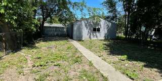 Charming & Beautifully Maintained 2-Bedroom Ranch Available Now! Gallery 14