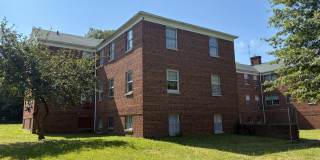 1876 Forrest Hills Blvd-4 1876 Forrest Hills Blvd-4 Gallery 3
