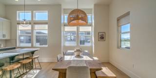 Individual / Corporate Rental / Fully Furnished Gallery 37