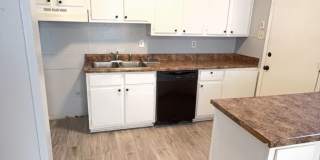 Well-Maintained 2BR/1.5BA Duplex Units with Central HVAC – Memphis - Open To Section 8 Gallery 5