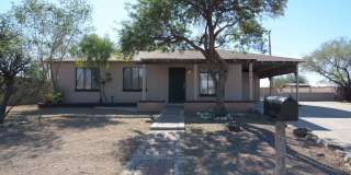Charming 3 Bedroom 1 Bath House! Great East/Central Tucson Location Gallery 1