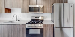 Ferrante Ferrante Gallery 129