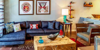 306 Barton Springs Rd Gallery 7