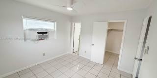 100 NE 78th St Gallery 10