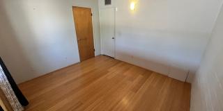 East- 3 bedroom/ 2 bathroom home with sparkling pool! Gallery 22