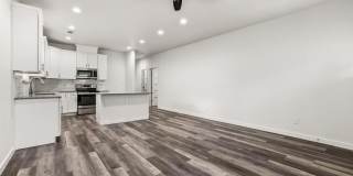 1221 W Johnson Street Gallery 6