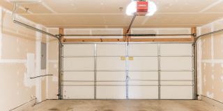 Lovely Townhome Conveniently Located! Gallery 9