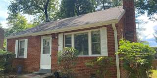 2200 GREENWICH Street Gallery 1