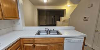 Gated Community~$2,595~ 2 Bed/2.5 Bath End Unit Townhome. Gallery 12