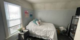 Charming 4 Bedroom 2 Bath House Gallery 15