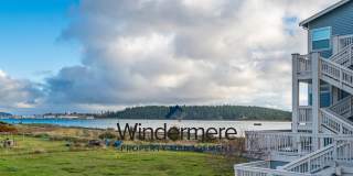 2BR/2BA Condo Overlooking the Bay - Water/Sewer/Garbage included! Gallery 1