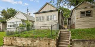 Large Single Family House Gallery 3