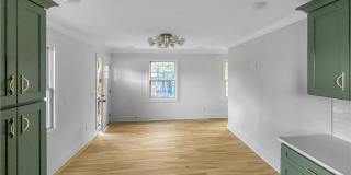 316 W 40th Street unit: D Gallery 5