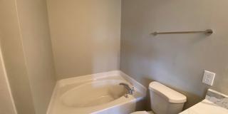 4 BR/2 BA HOME IN DEER LAKES SUBDIVISION 4 BR/2 BA HOME IN DEER LAKES SUBDIVISION Gallery 23