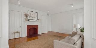 191 Davis Ave. Gallery 7