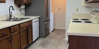 Beautiful 2 Bedroom Home in Lakewood! Gallery 9