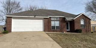 1660 Oxford Pl Gallery 1