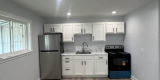 931 Roosevelt Boulevard Gallery 1