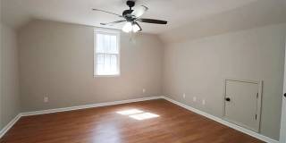 Room in 4 Bedroom Home at Polar Rock Rd SW Gallery 10