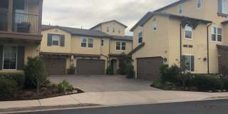 Beautiful 4BR/3BA Del Sur Townhome Beautiful 4BR/3BA Del Sur Townhome Gallery 1