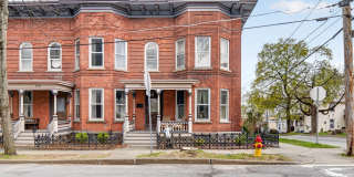 194 Grand Avenue Gallery 1