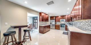 574 Juniper Place Gallery 25
